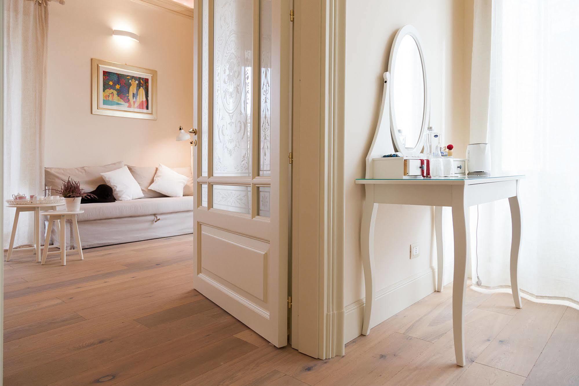Bed and Breakfast Il Leone Blu CTA Exterior foto